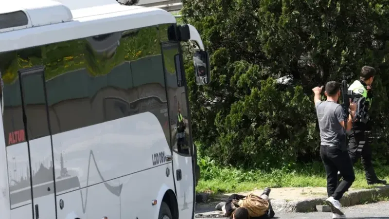 İsrail konsolosluğu önünde çatışma. Beşiktaş'ta İsrail Konsolosluğu 