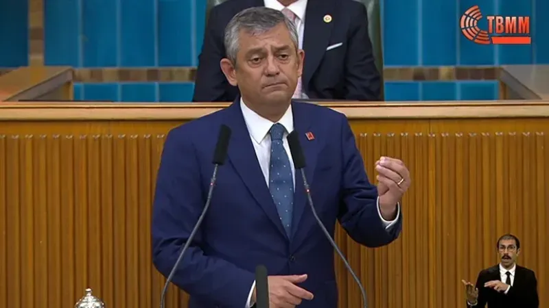 'Mutlak butlan sonrası iki başlılık: CHP'de çatlak büyüyor!